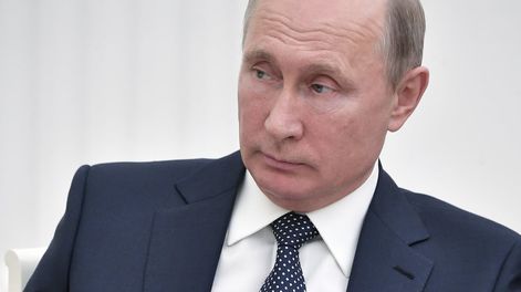 Dios le da pan al que no tiene dientes: a Putin no le gusta el fútbol