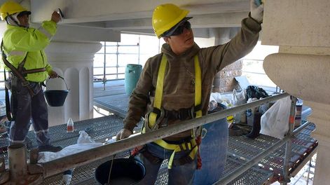 Los Andes | Las entidades de la construcción plantearon que la obra pública nacional en marcha debe sostenerse porque, de lo contrario, se trataría de un incumplimiento de contrato. Foto: Orlando Pelichotti / Los Andes