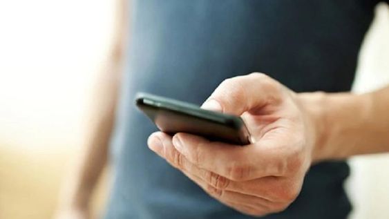 El joven pudo recuperar su teléfono en la recepción del resort. El establecimiento le deseó suerte con sus objetivos y advirtió que cuidaran sus pertenencias personales. Foto: Archivo