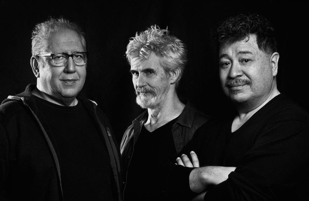 Inspirada en el poema “El Nuevo Coloso”, la nueva obra que traen Arístides Vargas y Charo Francés propone una mirada onírica de la migración.