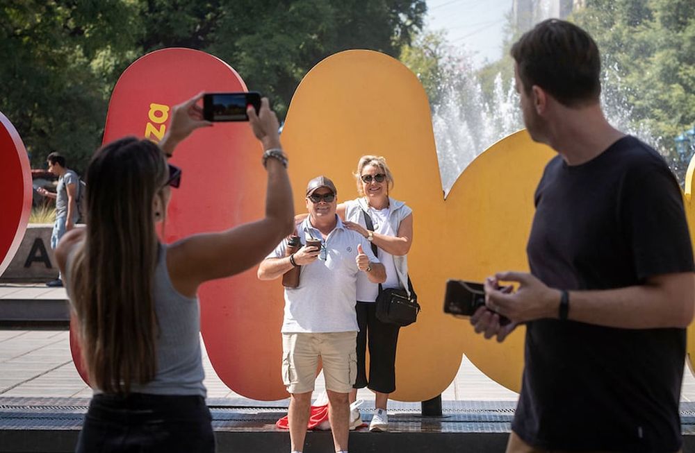 Los viajeros cuidarán sus gastos. De hecho, las reservas son más importantes en hoteles de categoría intermedia que en los de 4 estrellas, que se ocupaban primero. | Foto: Ignacio Blanco / Los Andes