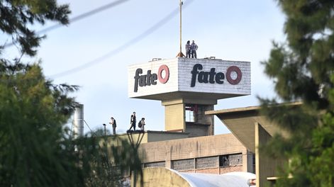 La Justicia dispuso desalojar la fábrica de Fate en Virreyes.