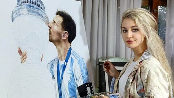 Tremenda y asombrosa obra de arte de la artista argentina Agustina Mauro que retrató este cuadro con la imagen de Lionel Messi besando la Copa América. / Gentileza.