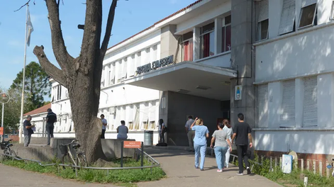 Un médico recibió una brutal golpiza en un hospital de Granadero Baigorria.