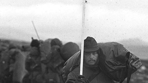 Los Andes | La Guerra de Malvinas trajo aparejada diversas irregularidades políticas por parte del Gobierno de Facto. Se hicieron colectas que nunca llegaron a los soldados y se prohibió la música en inglés. (DyN/Archivo).