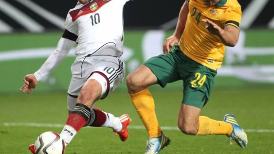 Alemania sólo rescató un empate de local frente a Australia