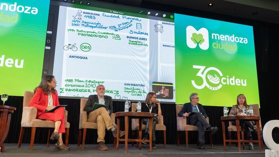 Este miércoles, Ulpiano Suarez dio por iniciado el XXV Congreso de CIDEU