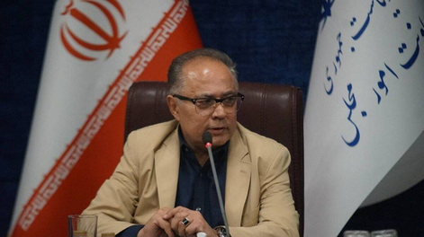 Un diputado cuestionó al Gobierno por permitir el ingreso de un jerarca iraní al país.