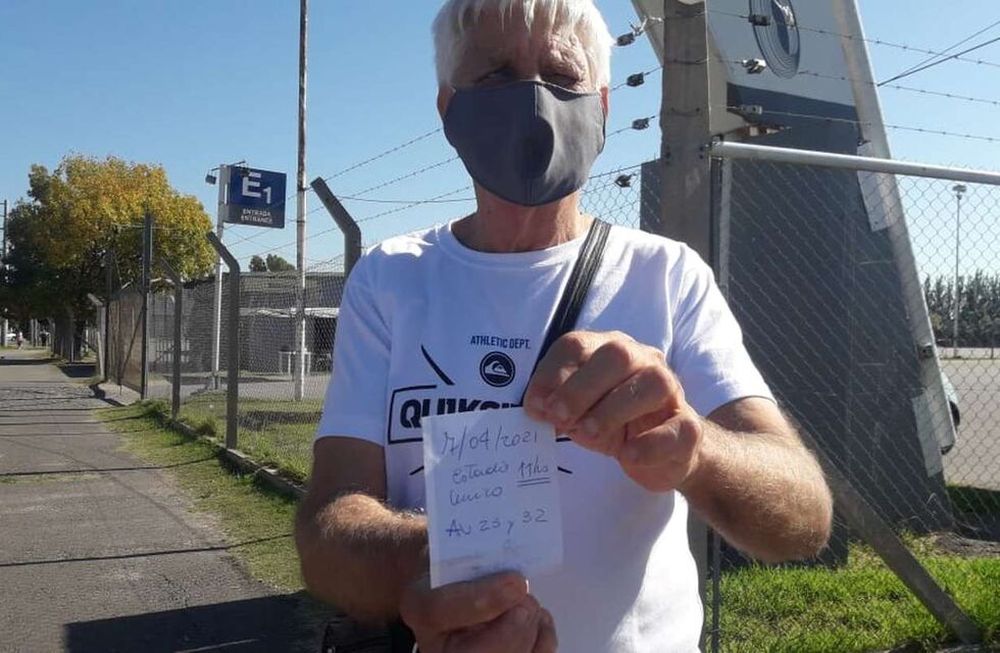 La vacunación de hoy en La Plata fue postergada hasta el sábado por River - Gentileza TN