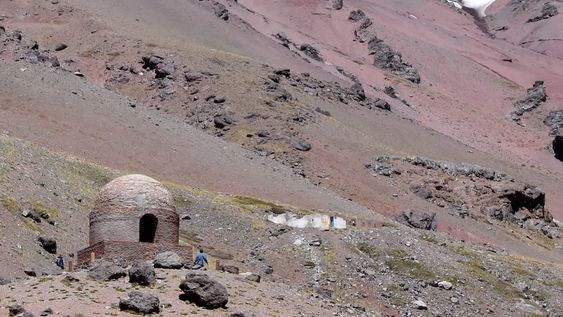 Arqueología: las “casuchas del rey” en el paso de Uspallata