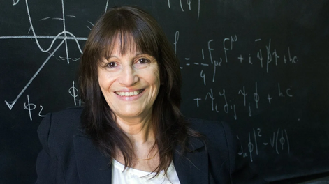 La física María Teresa Dova fue distinguida por sus contribuciones a la física de altas energías.