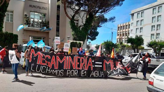 La Legislatura de Chubut trata el polémico proyecto para habilitar la minería en zonas de meseta