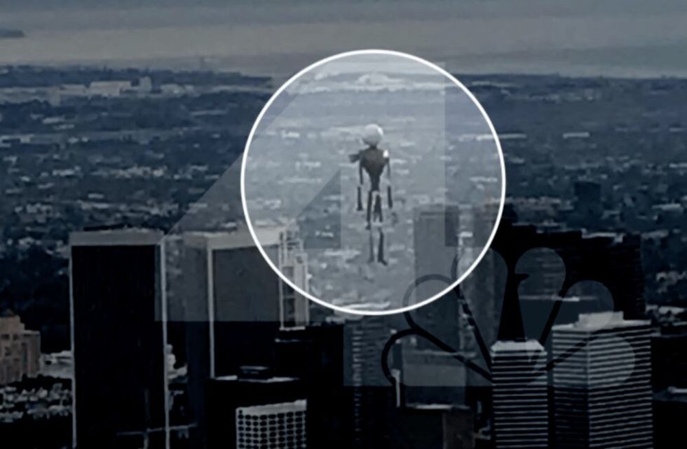 El FBI confirmó que es posible que los avistamientos que investiga la agencia y la Administración Federal de Aviación puedan ser de un globo.