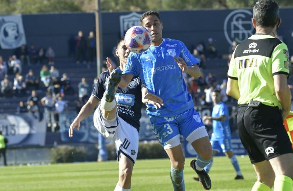 Independiente Rivadavia enfrenta a Temperley por la Primera Nacional / Orlando Pelichotti.