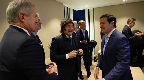 Milei mantuvo una reunión informal con el secretario de Estado estadounidense Marco Rubio.