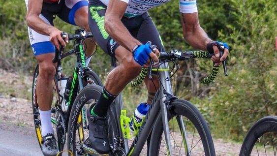 Alejandro Corvalán, a sus 43 años, demostró plena vigencia y ahora buscará ser el estandarte de un equipo que buscará ganar la Vuelta de Mendoza.