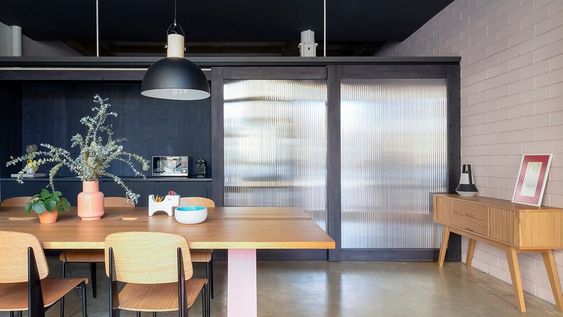 Policarbonato en interiores: arquitectura translúcida puertas adentro