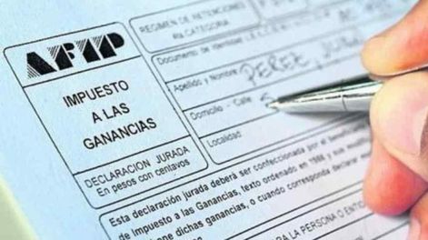 El reflote del Impuesto a las Ganancias finalmente fue pospuesto por el Gobierno dentro de la ley ómnibus (Archivo).