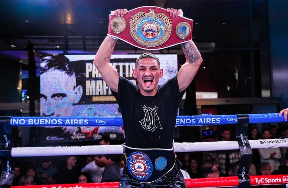 El pupilo de Pablo Chacón le arrebató los dos cinturones a Alberto Palmeta y se coronó campeón Latino (OMB) y Fedelatin (AMB) de los welter.