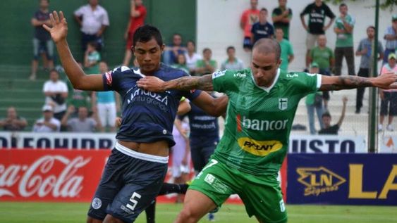 Por las manos de Servio