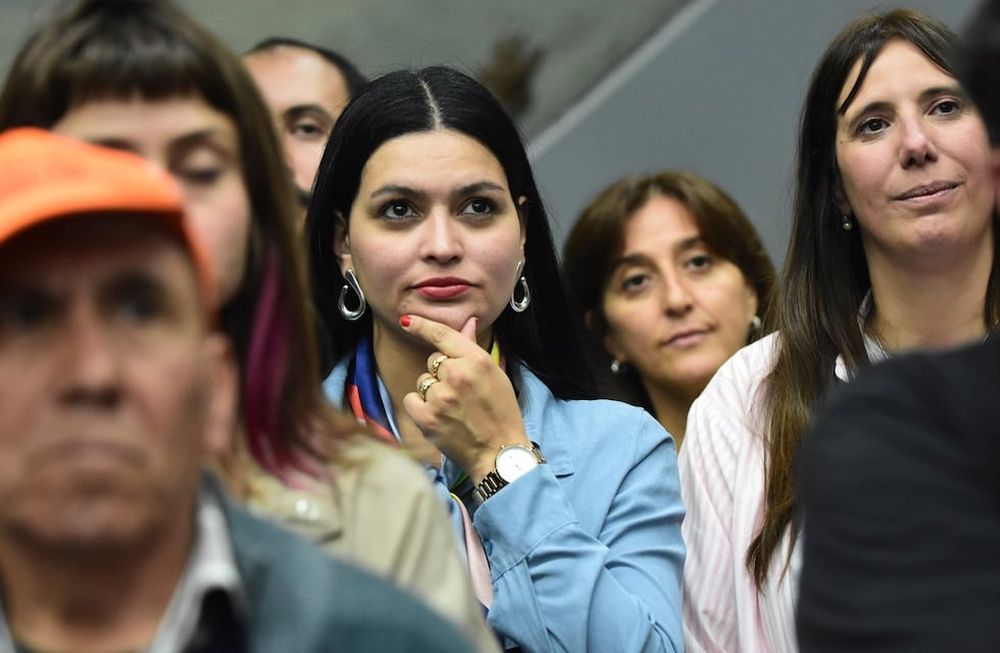 Acto por el día de la Lealtad Peronista. Sindicalistas de diferentes gremios se hicieron presentes en el acto. La presidente del partido, Anabel Sagasti estuvo presente en el salón junto a otras autoridades políticas.Foto: Mariana Villa / Los Andes