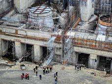 Tras años de parálisis, el Gobierno anunció el reinicio de las obras en las represas de Santa Cruz. Tras años de parálisis, el Gobierno anunció el reinicio de las obras en las represas de Santa Cruz.