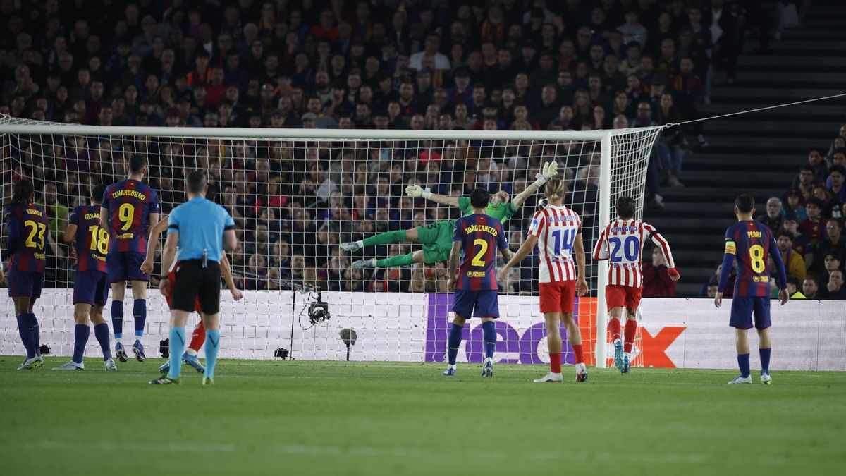Atlético de Madrid le ganó a Barcelona con un golazo de Julián Álvarez