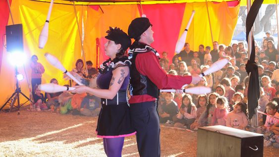 no te pierdas el gran cierre de peques en vacaciones: circo, magia y mucho mas cerca de tu barrio
