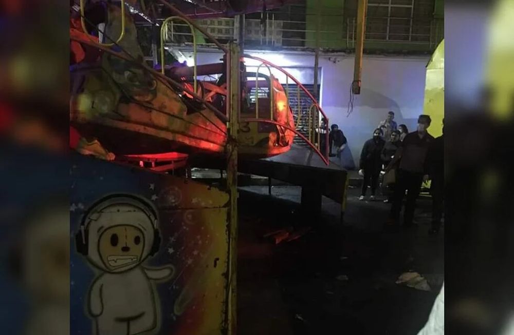 Hasta el momento se desconocen los factores que provocaron este accidente en una feria de la alcaldía Venustiano Carranza. Foto: Twitter@perfildehugo