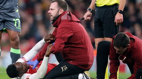 La escalofriante lesión de un jugador del Arsenal