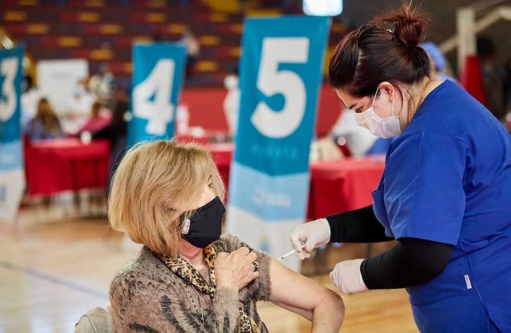El Gobierno cerró un acuerdo con el laboratorio CanSino para la provisión de vacunas de una dosis