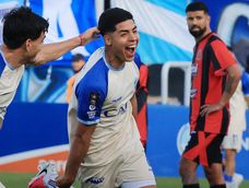 Benjamín Schamine debutó en Godoy Cruz y en primera y marcó un golazo de otro partido