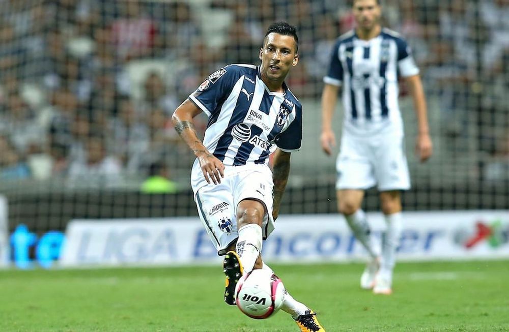 Mirá lo que hizo el ex River Vangioni para enloquecer a los hinchas de Monterrey