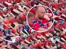 Un hincha noruego se negó a hacer la remada vikinga y dio una insólita explicación: Es un error histórico