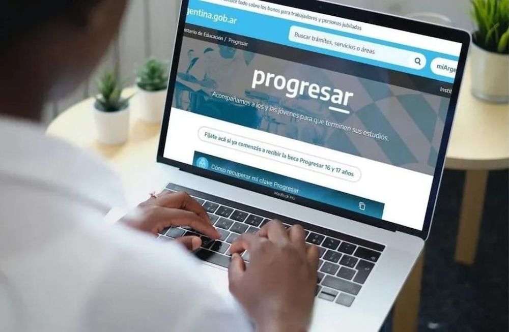 Las becas est&aacute;n divididas en tres programas: Progresar Obligatorio, Progresar Superior y Progresar Trabajo.