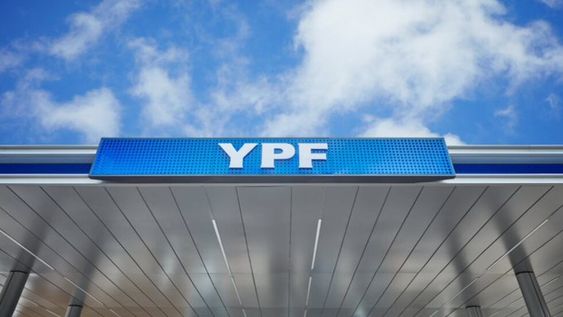 Lo más probable es que la Argentina apele y que, al mismo tiempo, se le pida a la Corte suspender la apelación a la espera del cambio de gobierno, reveló el asesor financiero Sebastián Maril. Foto: YPF