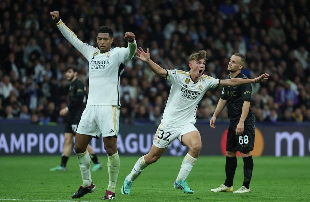 Nico Paz celebra tras marcar el tercer gol ante el N&aacute;poles, durante el partido de la fase de grupos de la Liga de Campeones&nbsp;