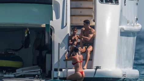 Las fotos hot de Cristiano Ronaldo y su novia argentina en Saint Tropez