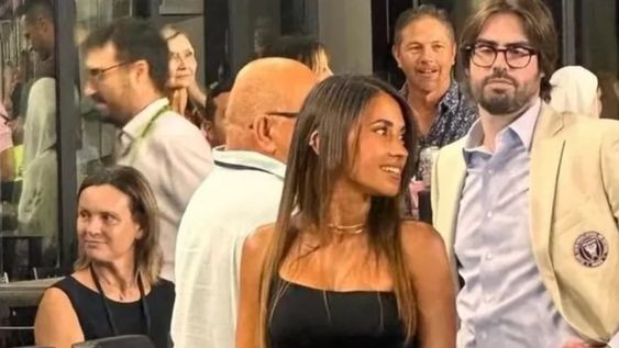 El hombre que miró indiscretamente a Antonella recibió duras advertencias en las redes sociales. Foto: Twitter