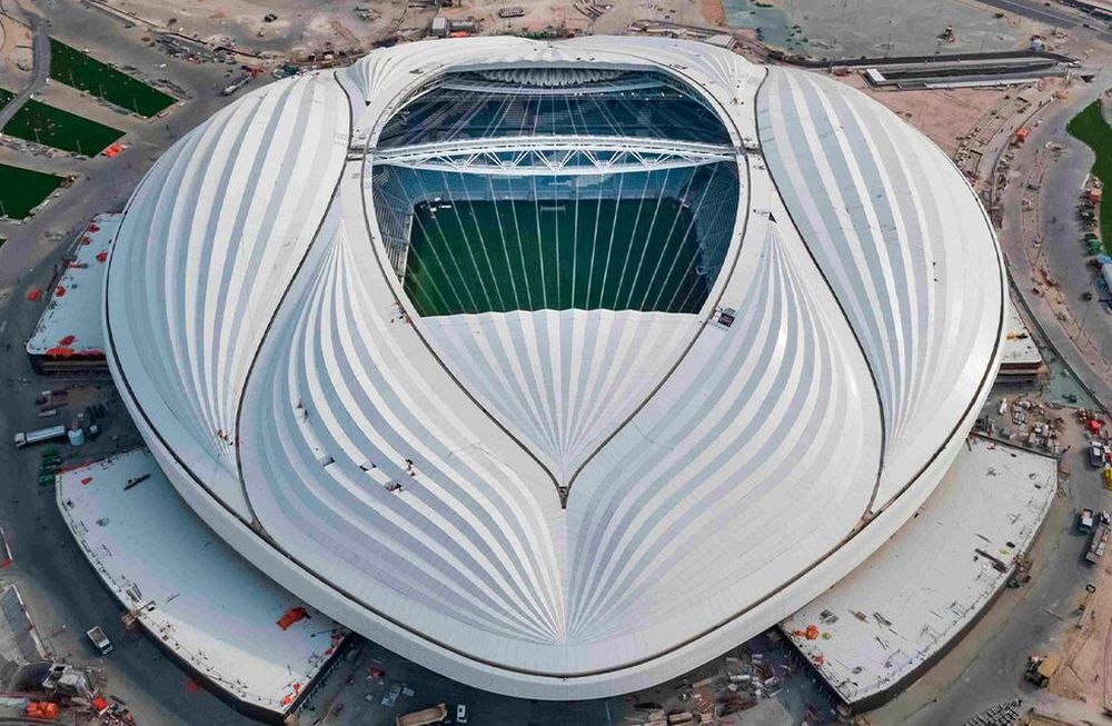 Las oportunidades laborales que ofrece AKH tienen remuneraciones en dólares que van de los 500 a los 3.200, con contrato por 2 años. Foto: Qatar 2022 / Grupo Edisur