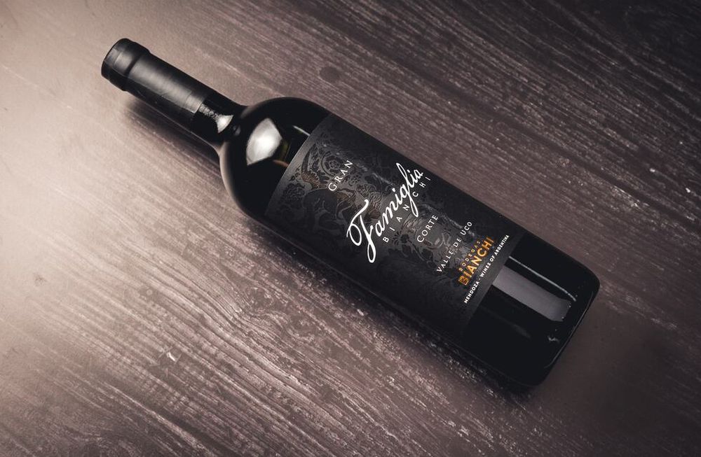 Bodegas Bianchi celebra un logro sobresaliente en el IWSC 2023