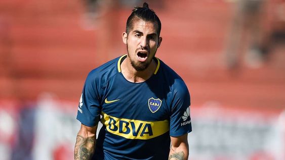Junior Benítez, exBoca Juniors y actualmente en Atlético Tucumán, detenido por violencia de género.