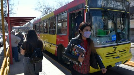 Los Andes | El presidente Alberto Fernández garantizó a las provincias que mantendrá el subsidio prometido para el transporte público. Foto: Orlando Pelichotti / Los Andes