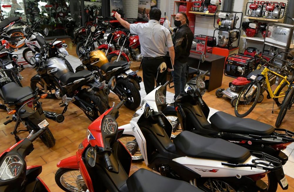 Líder de Mercado. La marca japonesa ha posicionado tres modelos entre las más vendidas del país.  La honda wave 110, la XR 15 y la XR 250 Tornado. Foto: Orlando Pelichotti/ Los Andes