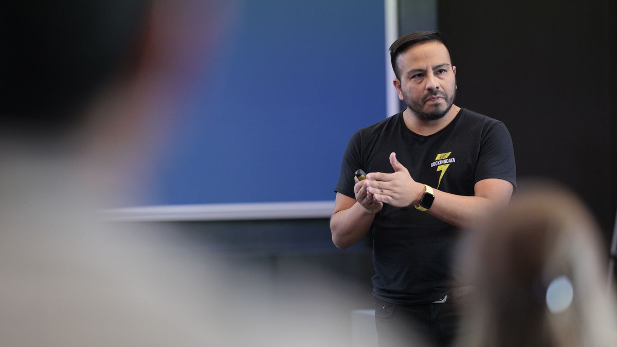 "La inteligencia artificial dejó de ser futuro": F