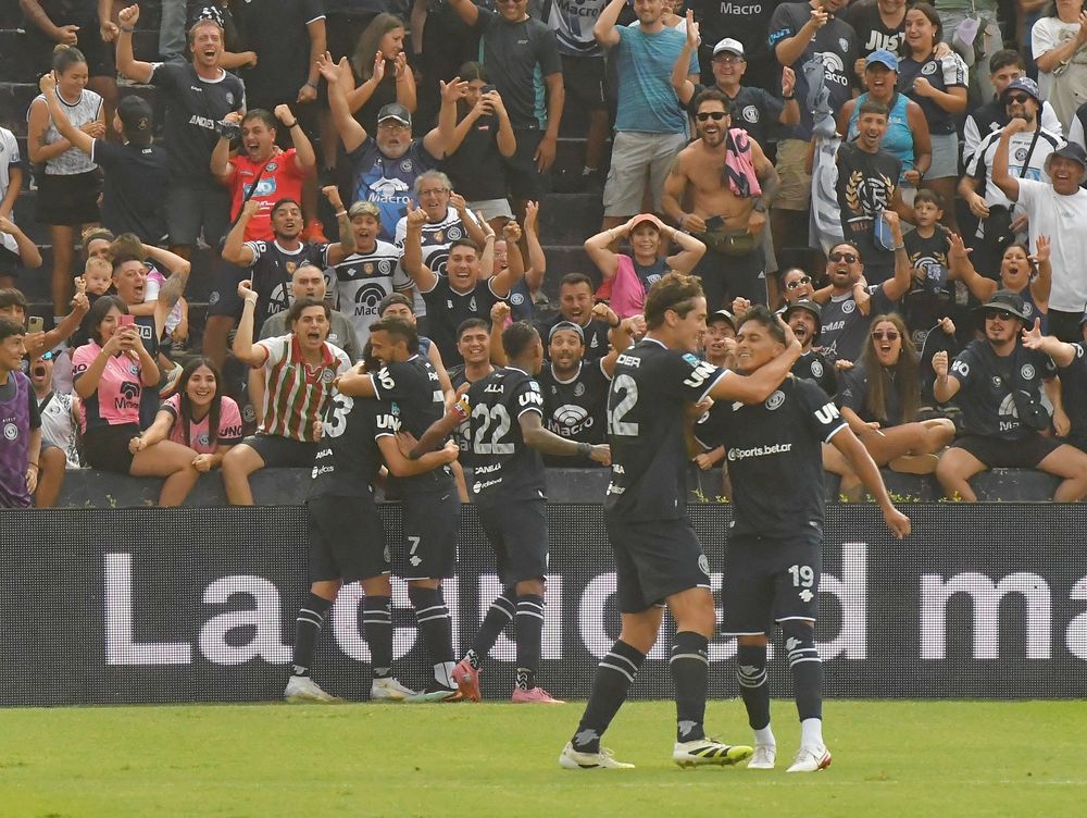 Independiente Rivadavia - Independiente Avellaneda, por la Liga Profesional
