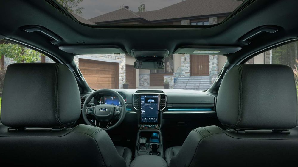 Ford Everest 2025.