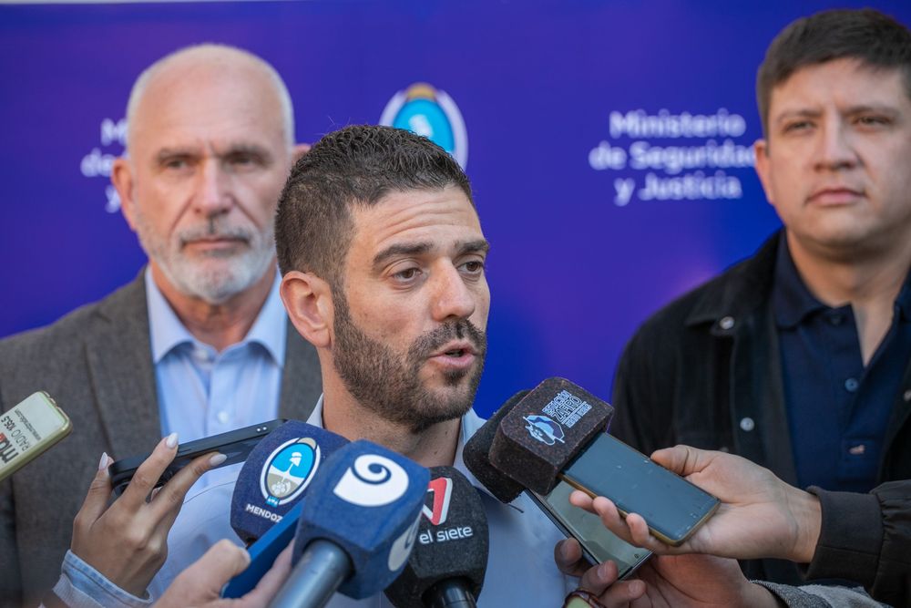 Hernán Amat, director general de Relaciones con la Comunidad