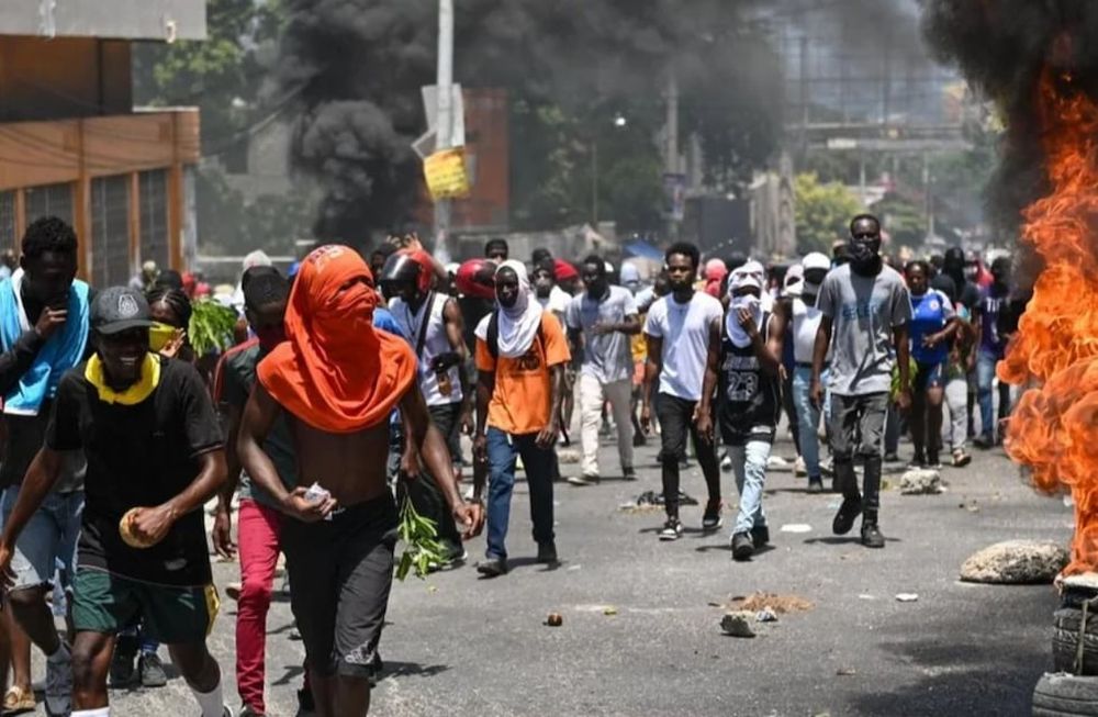 En Haití, muchas personas han sido asesinadas en los ataques armados de las pandillas y cerca de 17.000 personas han quedado sin hogar. Foto: Gentileza.