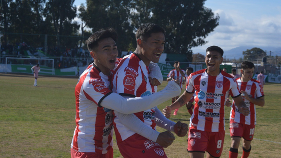 federal a: gran victoria del leon para ser puntero y derrota del globo en viedma